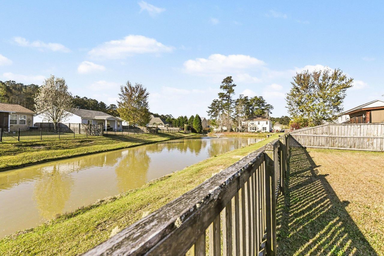 607 Grassy Hill Road Photo 24