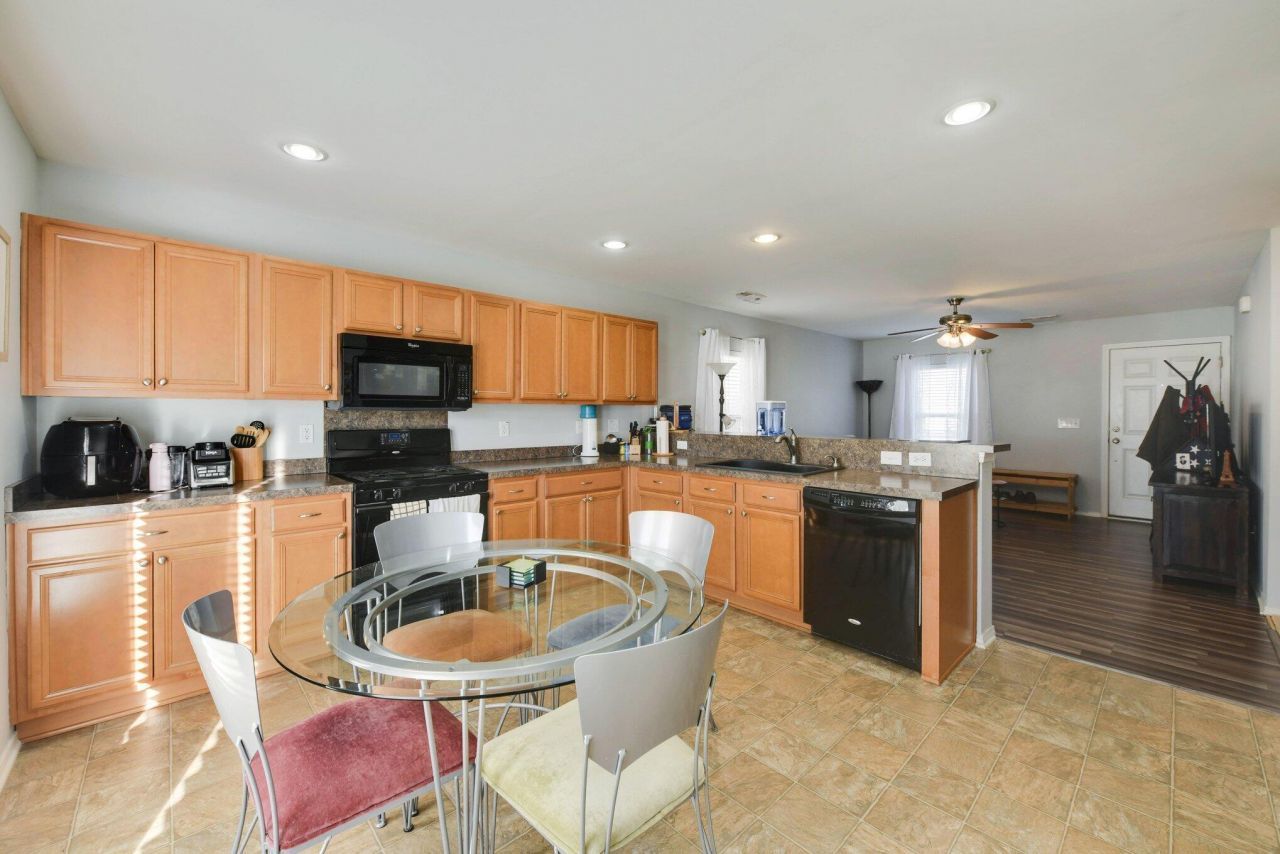 607 Grassy Hill Road Photo 7