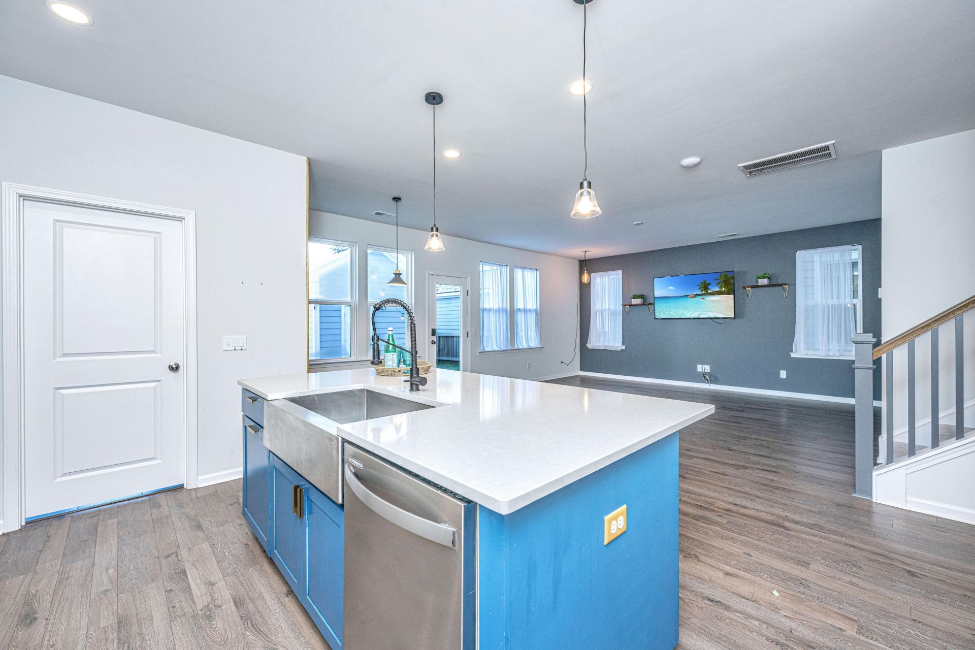 2050 Utsey Street Photo 10