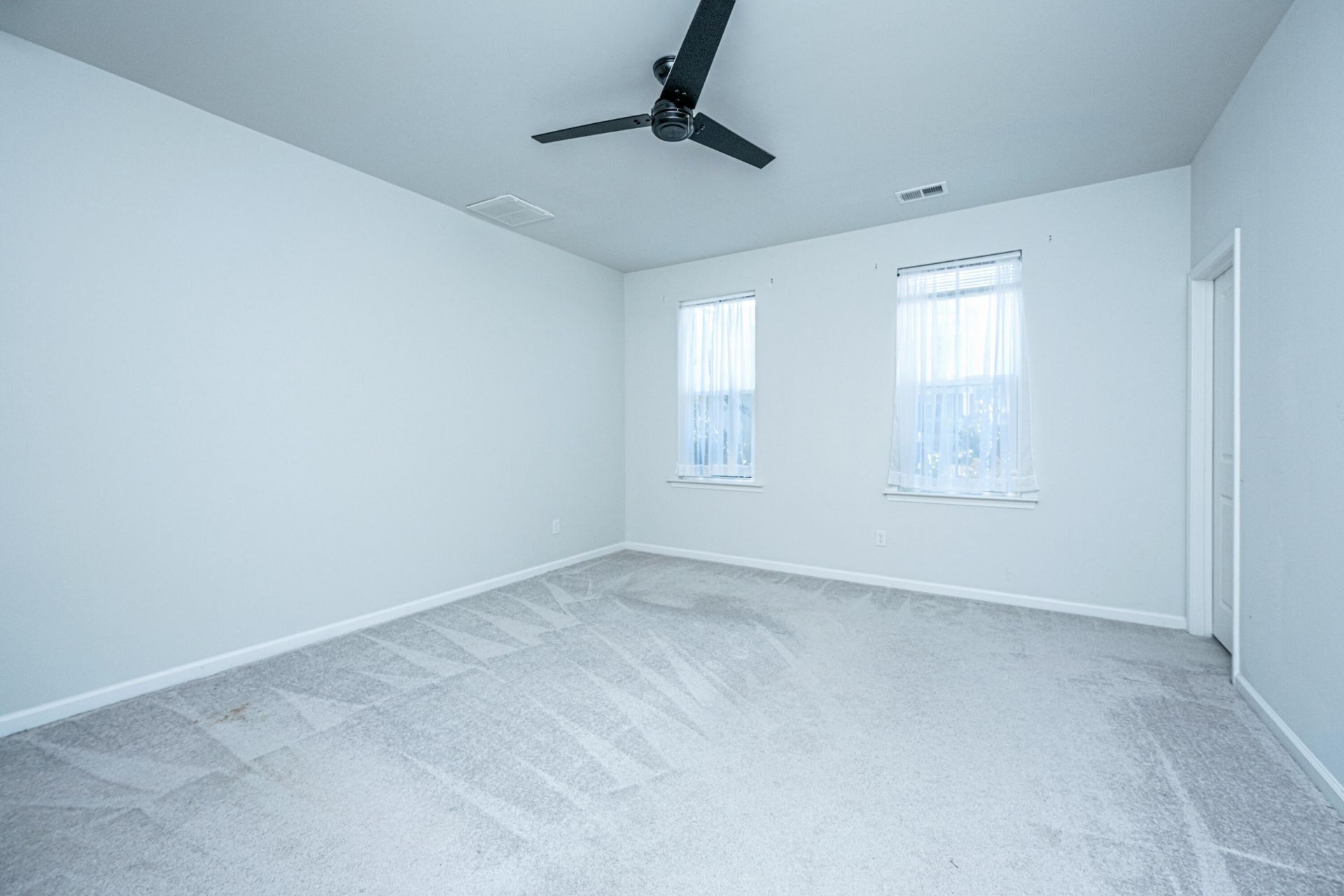 2050 Utsey Street Photo 14