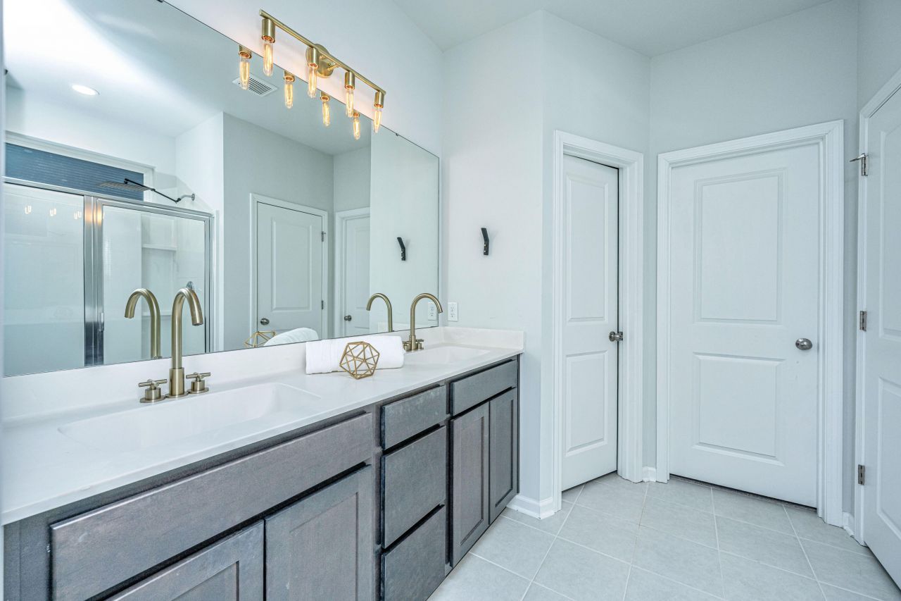 2050 Utsey Street Photo 16