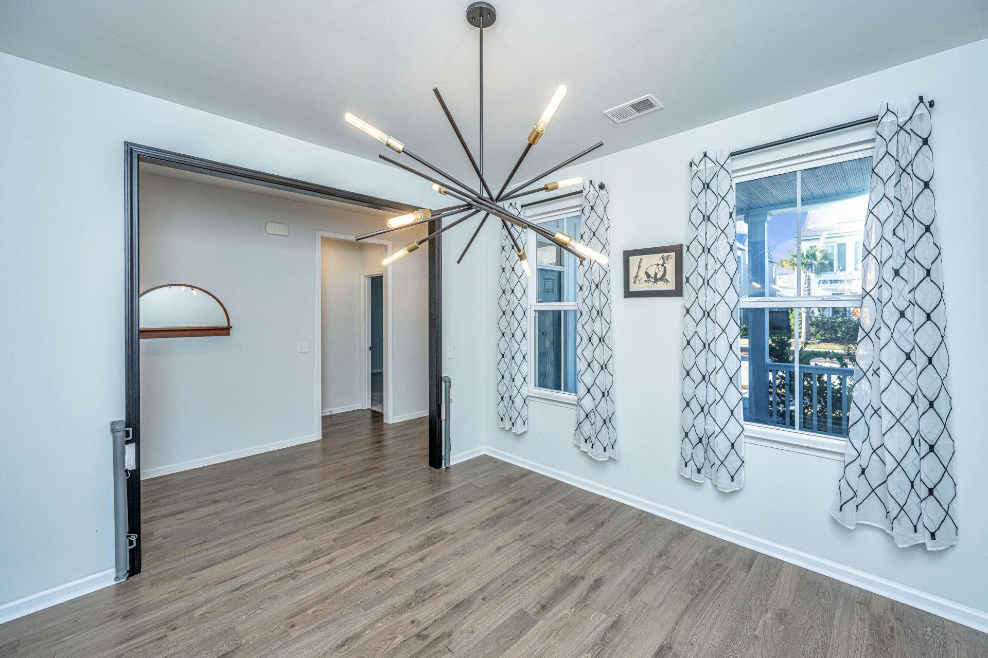 2050 Utsey Street Photo 4