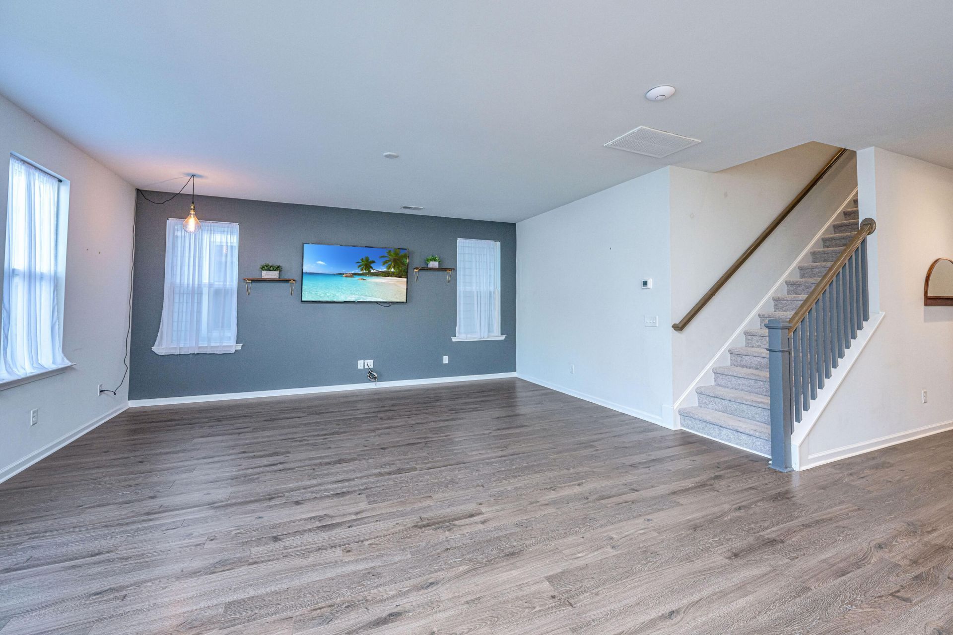 2050 Utsey Street Photo 7