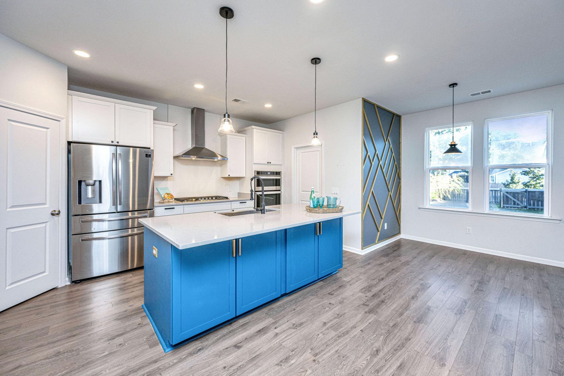 2050 Utsey Street Photo 9