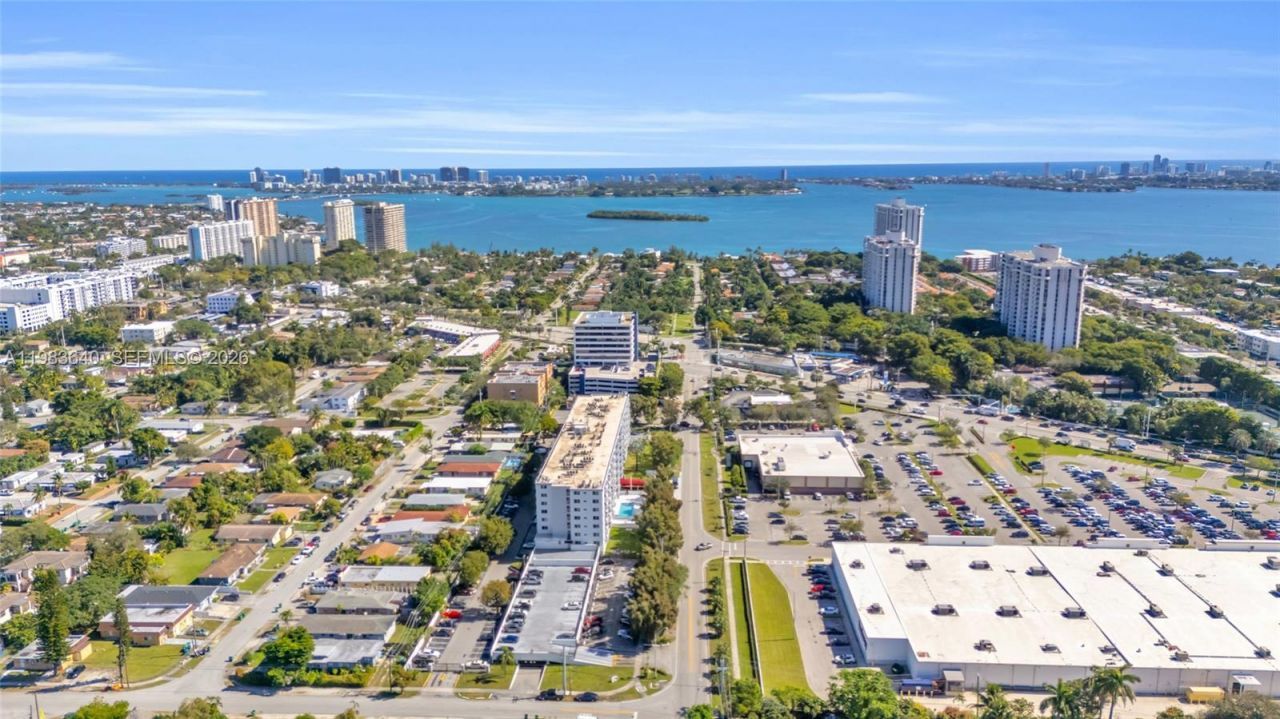 1251 NE 108th St , Unit 810, Miami, FL 33161 Photo