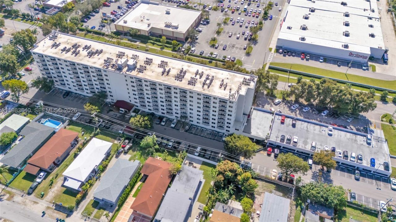 1251 NE 108th St , Unit 810, Miami, FL 33161 Photo