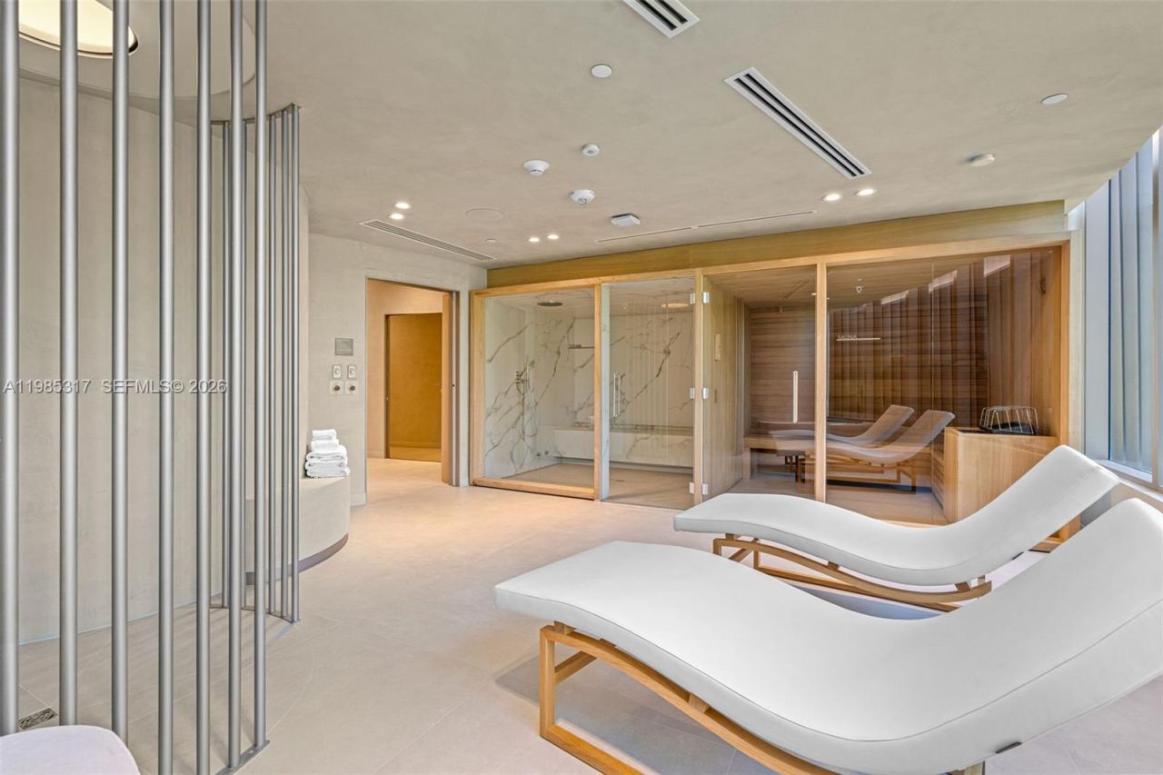 1135 103rd St , Unit 406, Bay Harbor Islands, FL 33154 Photo