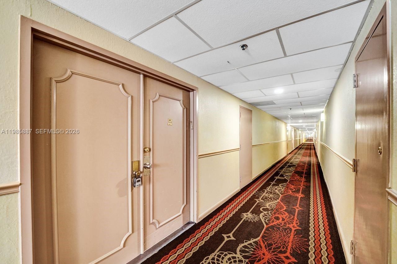 4001 Hillcrest Dr, Unit 602-4, Hollywood, FL 33021 Photo