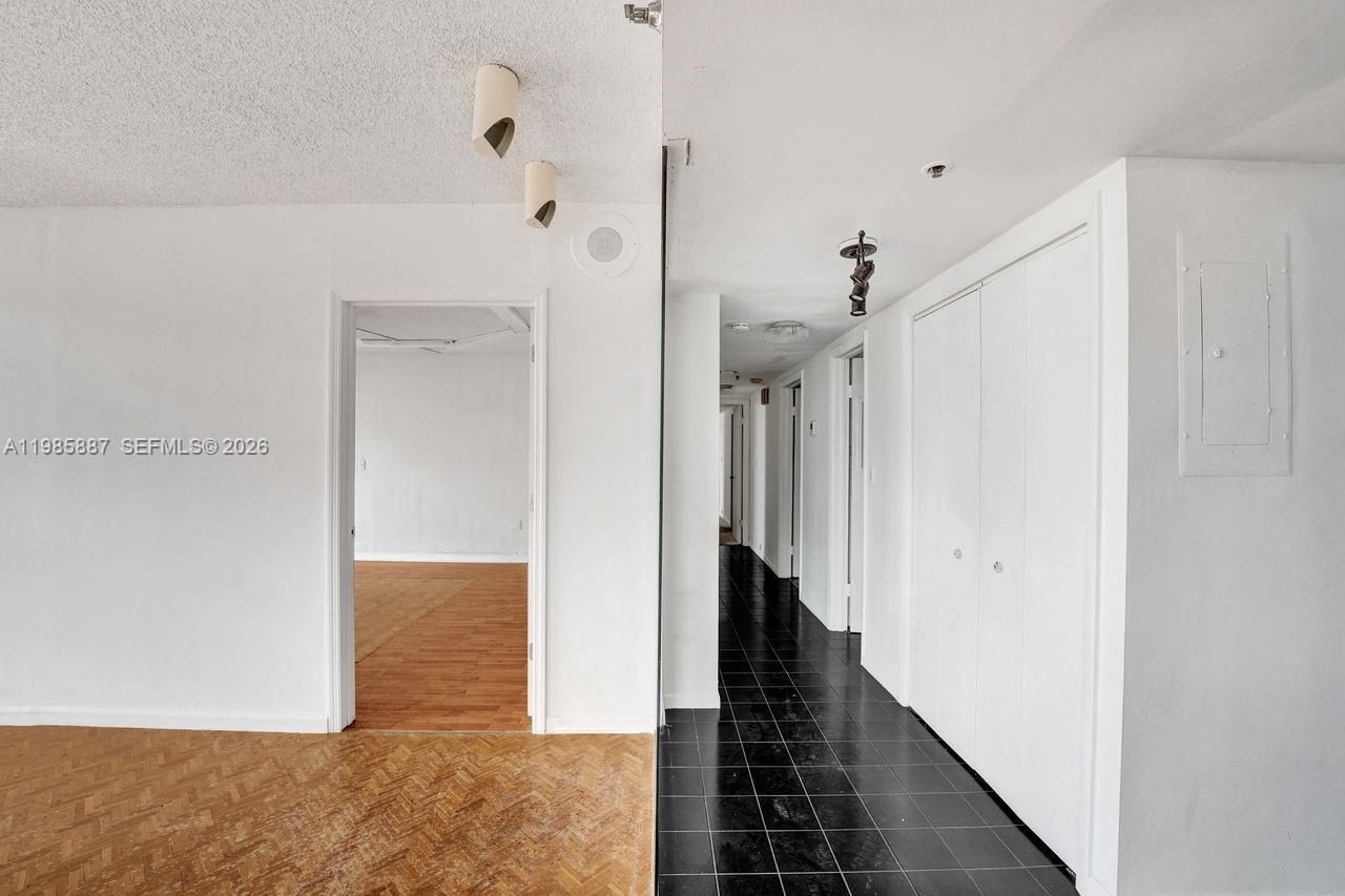 4001 Hillcrest Dr, Unit 602-4, Hollywood, FL 33021 Photo