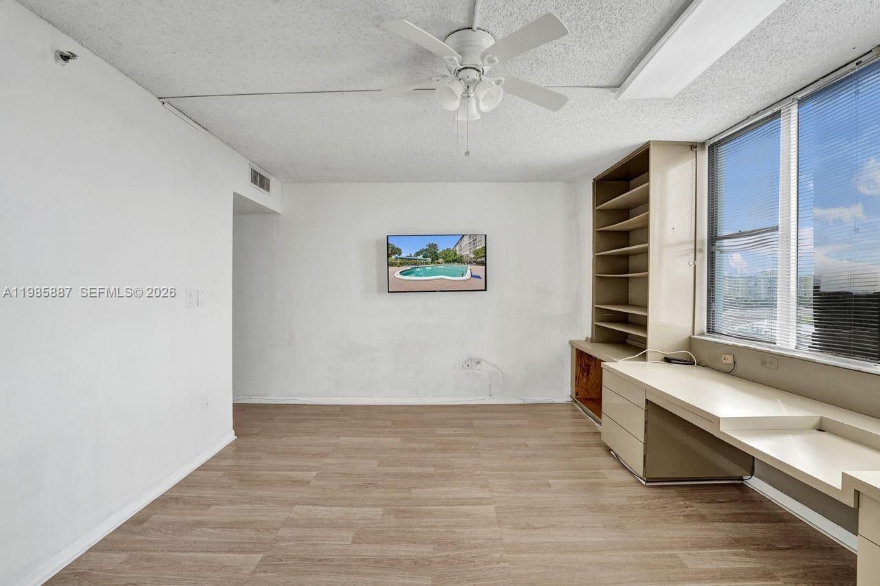 4001 Hillcrest Dr, Unit 602-4, Hollywood, FL 33021 Photo