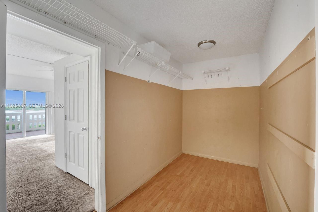 4001 Hillcrest Dr, Unit 602-4, Hollywood, FL 33021 Photo