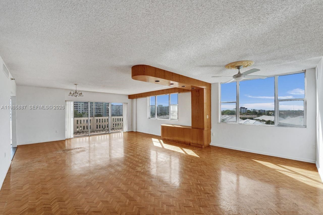 4001 Hillcrest Dr, Unit 602-4, Hollywood, FL 33021 Photo