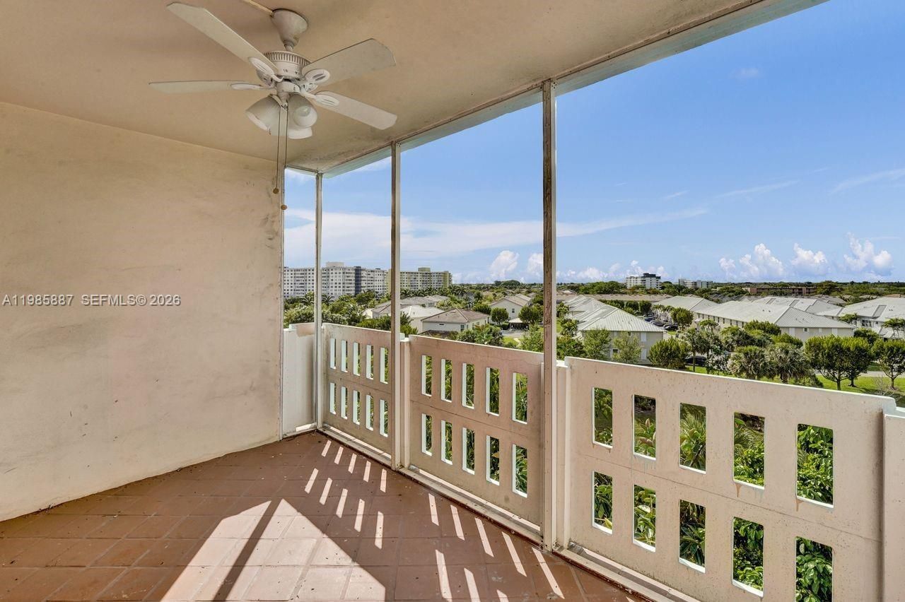 4001 Hillcrest Dr, Unit 602-4, Hollywood, FL 33021 Photo