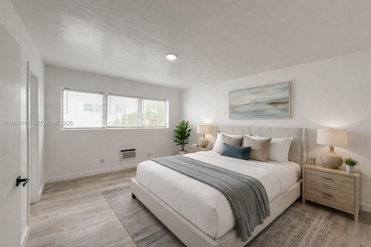 316 Surfside Blvd, Unit 5, Surfside, FL 33154 Photo