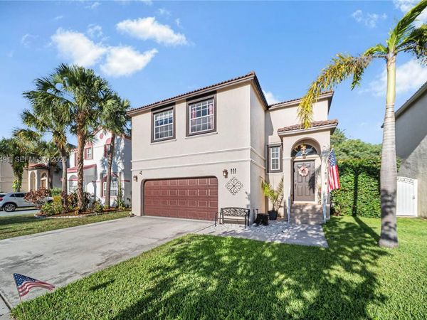 111 NW 151st Ave, Pembroke Pines, FL 33028