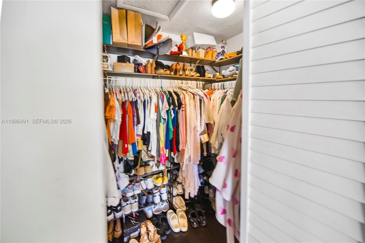 111 NW 151st Ave, Pembroke Pines, FL 33028 Photo