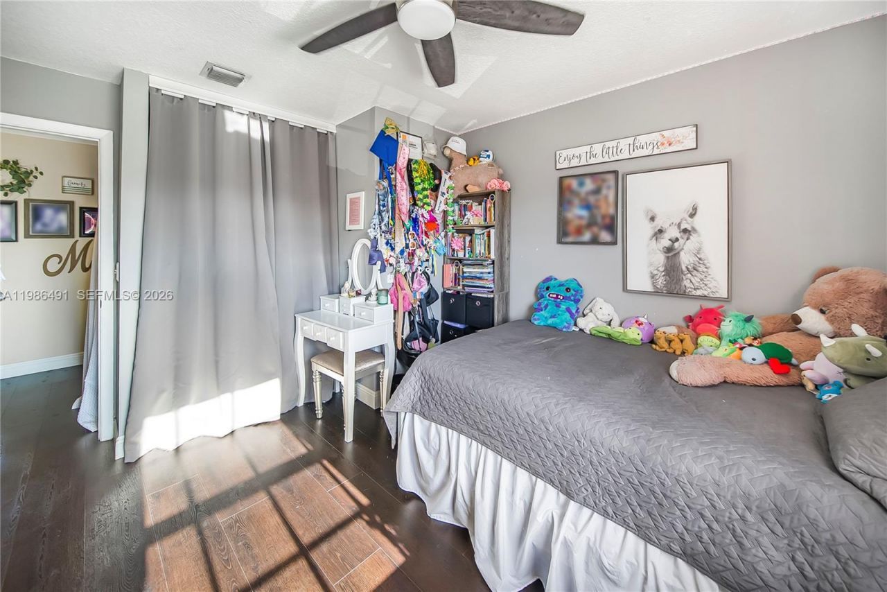 111 NW 151st Ave, Pembroke Pines, FL 33028 Photo