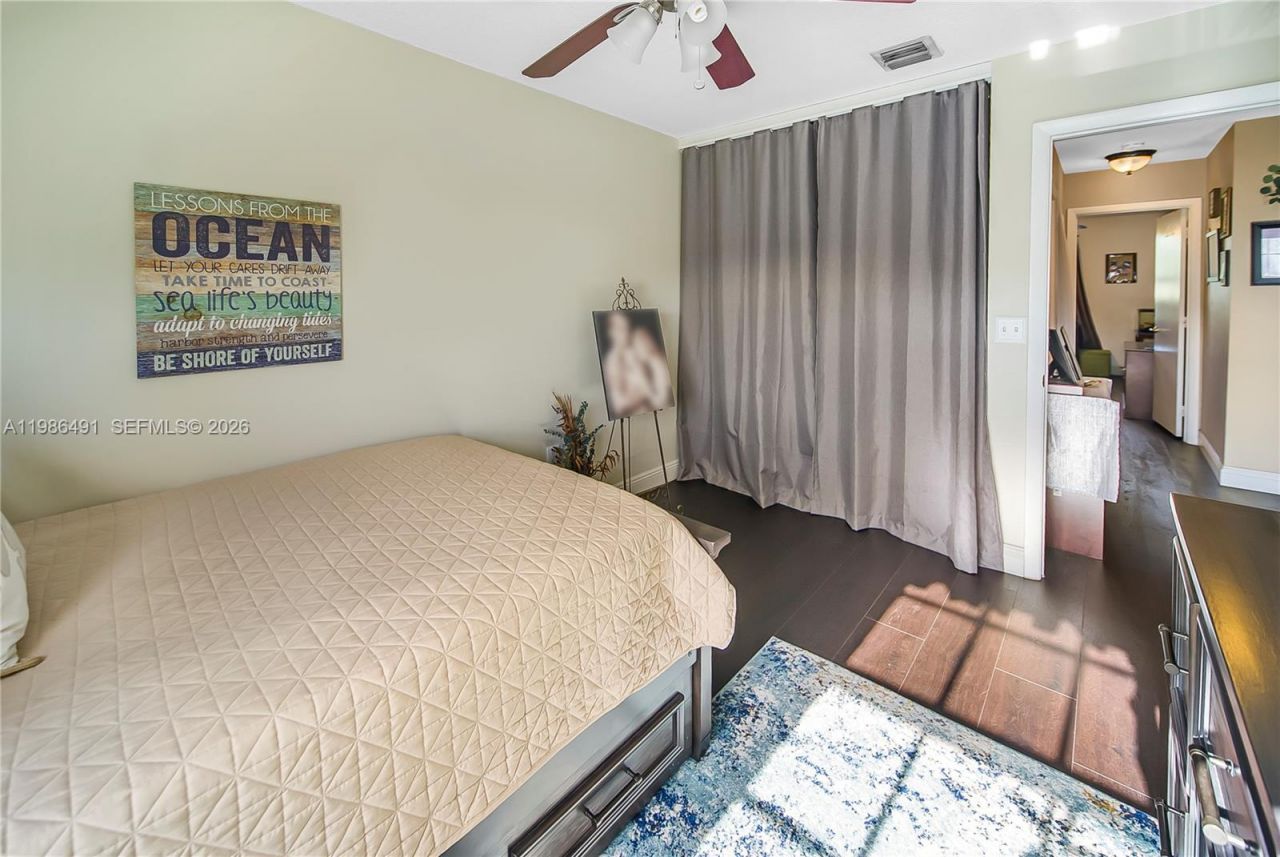 111 NW 151st Ave, Pembroke Pines, FL 33028 Photo