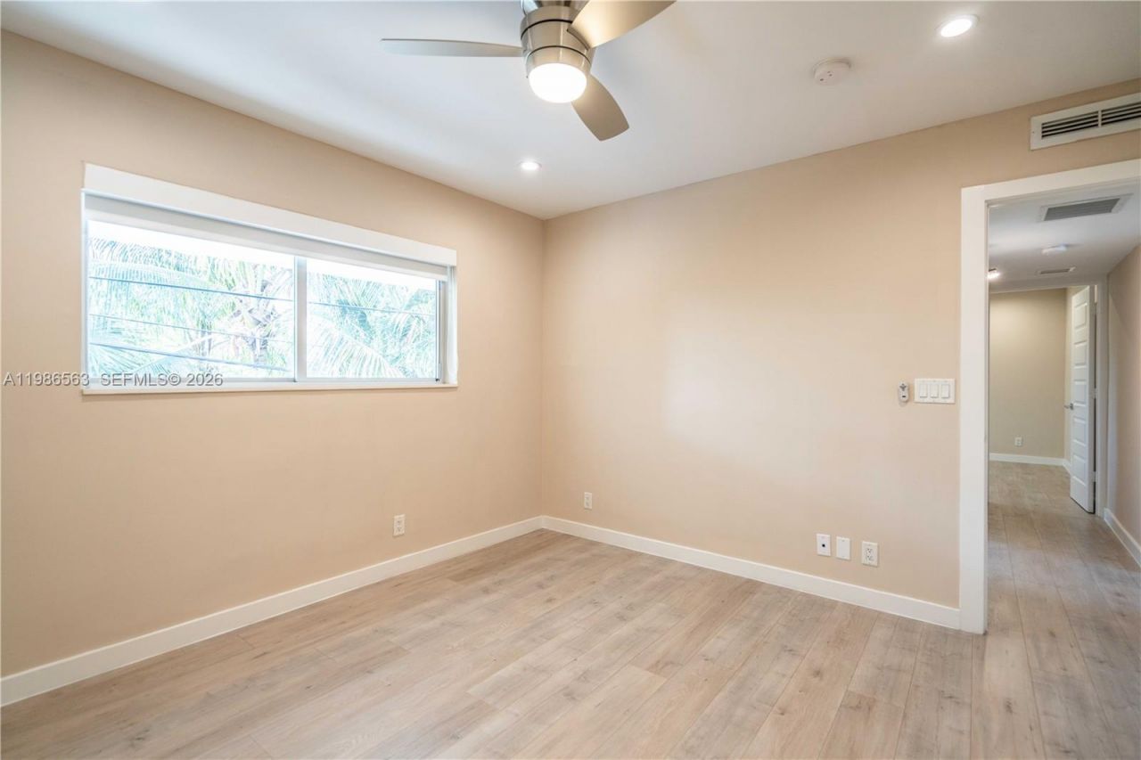 2400 NE 26th St, Unit 7, Fort Lauderdale, FL 33305 Photo