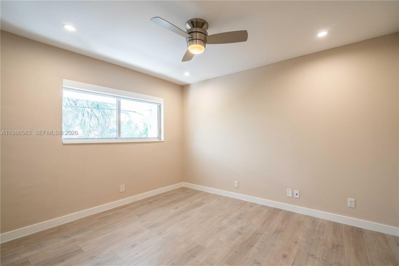 2400 NE 26th St, Unit 7, Fort Lauderdale, FL 33305 Photo