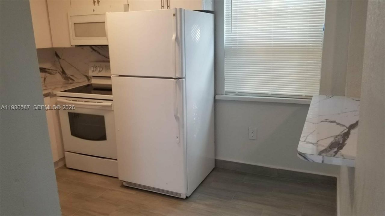 19195 SW 354th St , Homestead, FL 33034 Photo