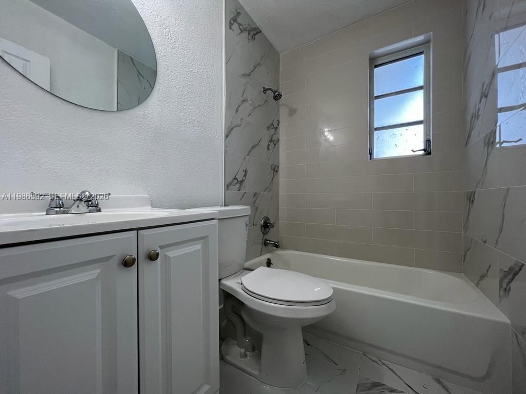 4930 NW 13th St, Lauderhill, FL 33313 Photo