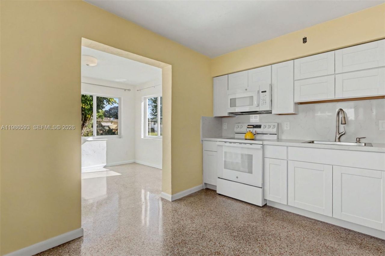 616 NW 3rd Ct , Hallandale Beach, FL 33009 Photo