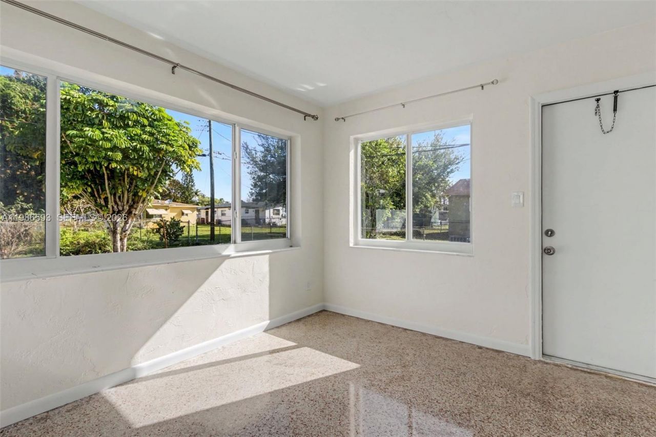 616 NW 3rd Ct , Hallandale Beach, FL 33009 Photo