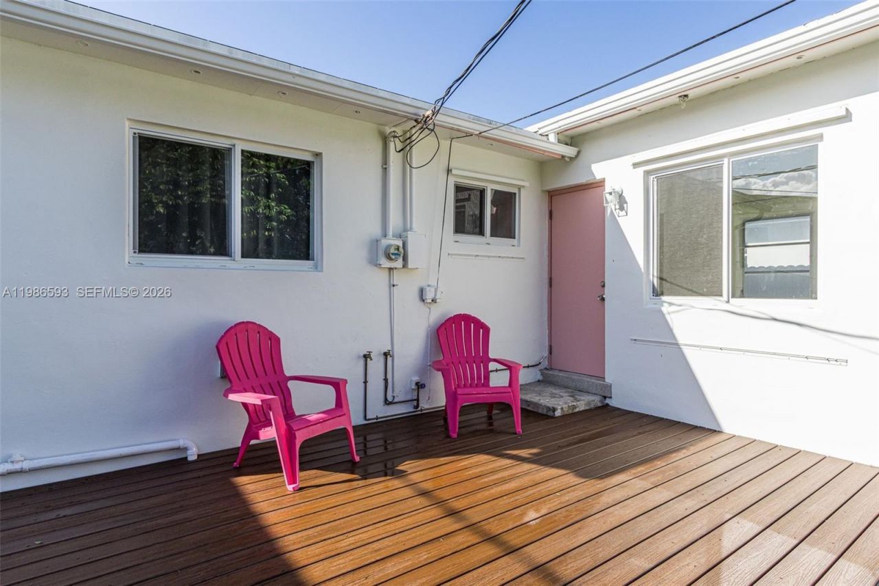 616 NW 3rd Ct , Hallandale Beach, FL 33009 Photo