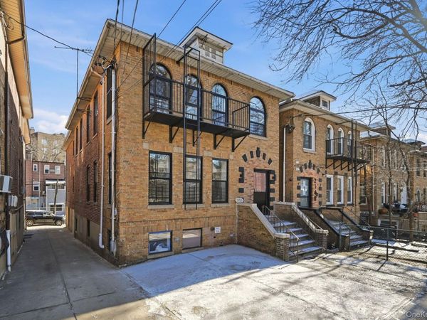 2152 Muliner Avenue , Bronx, NY 10462