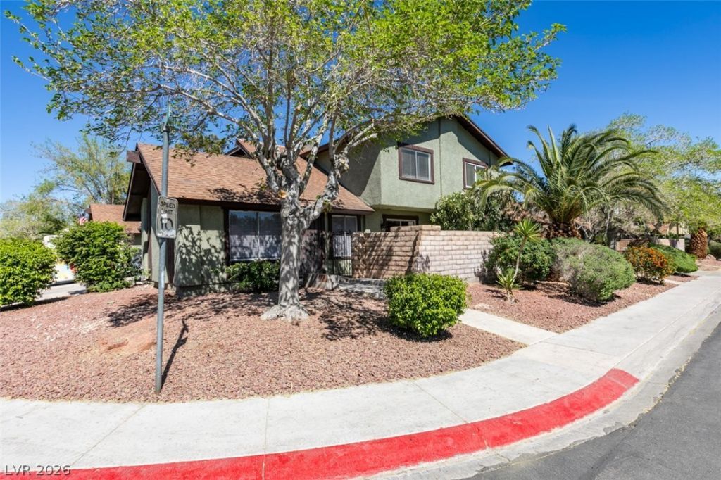 3174 Batavia Drive, Las Vegas, NV 89102 Main Photo