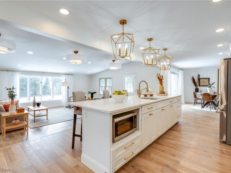 30009 Ednil Drive, Bay Village, OH 44140 Photo 11