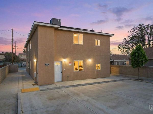 3208 Jewett Avenue, Bakersfield, CA 93301