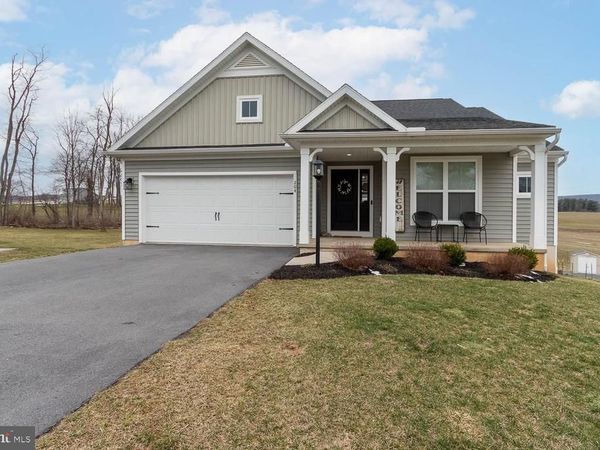 204 WHITETAIL CIRCLE , MILL HALL, PA 17751