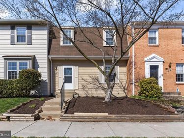 8234 STATIONHOUSE COURT , LORTON, VA 22079