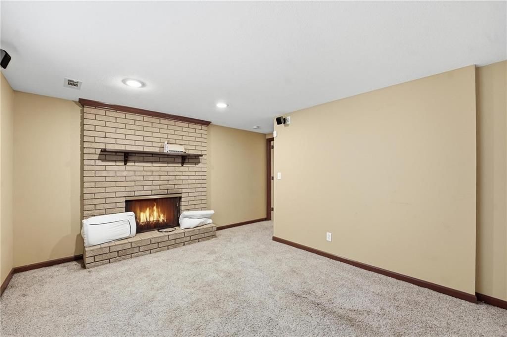 7806 NE 57th Street, Kansas City, MO 64119 Main Photo