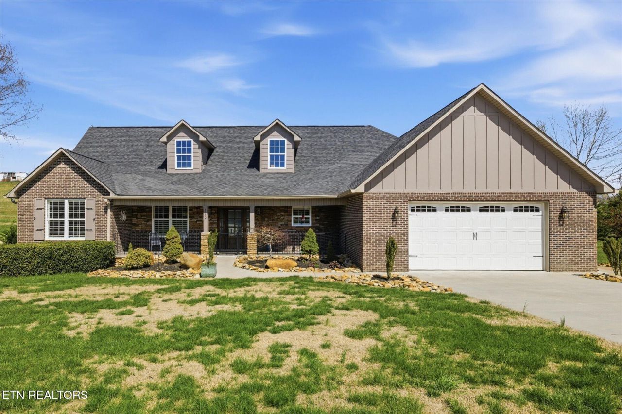 1330 Rippling Waters Circle, Sevierville, TN 37876 Main Photo