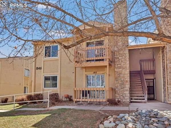 846 Tenderfoot Hill Road, Unit 102, Colorado Springs, CO 80906