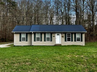 1865 Kentucky 698 , Stanford, KY 40484