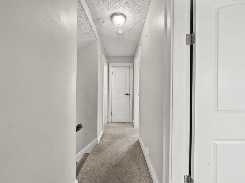 2127 Leonard Avenue, Columbus, OH 43219 Photo 13