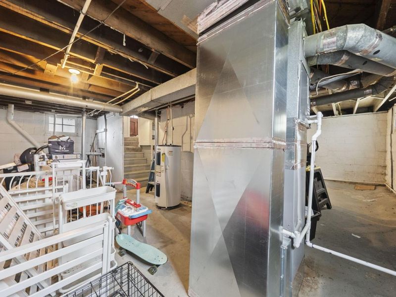 2127 Leonard Avenue, Columbus, OH 43219 Photo 24