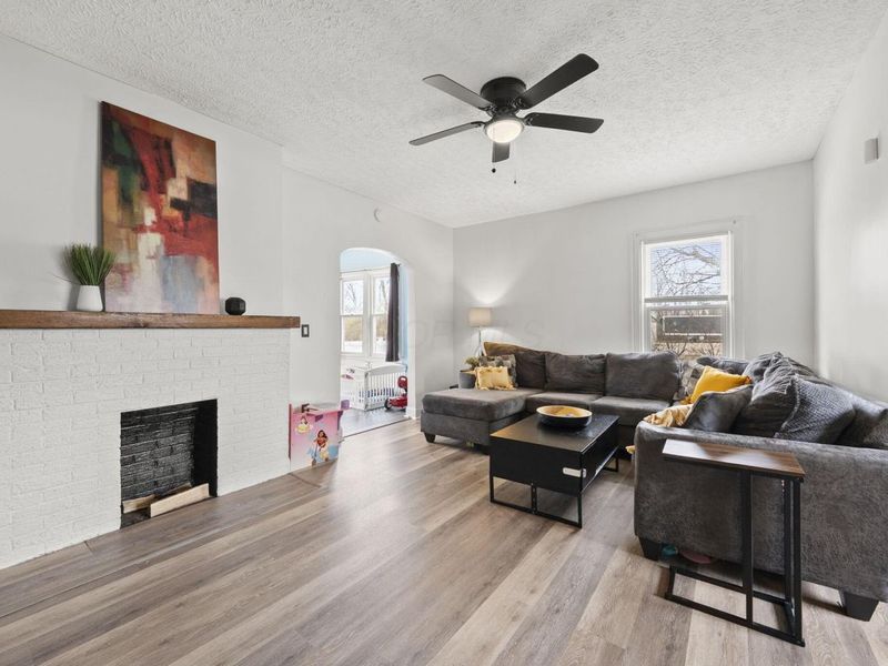 2127 Leonard Avenue, Columbus, OH 43219 Photo 7