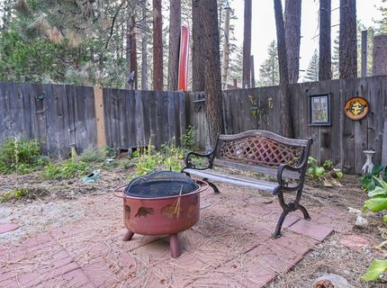 2573 Rose Ave, South Lake Tahoe, CA 96150 Photo