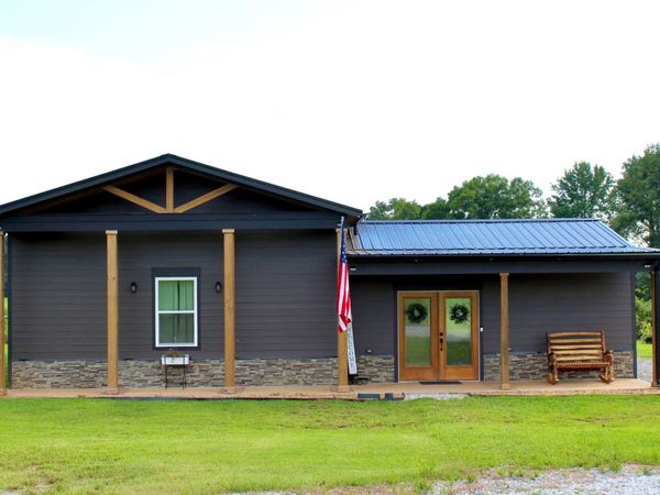 25872 Union Hill Rd, Ardmore, TN 38449