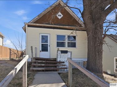 4713 S 20th Street, Omaha, NE 68107