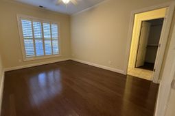 180 Shoal Court photo 4