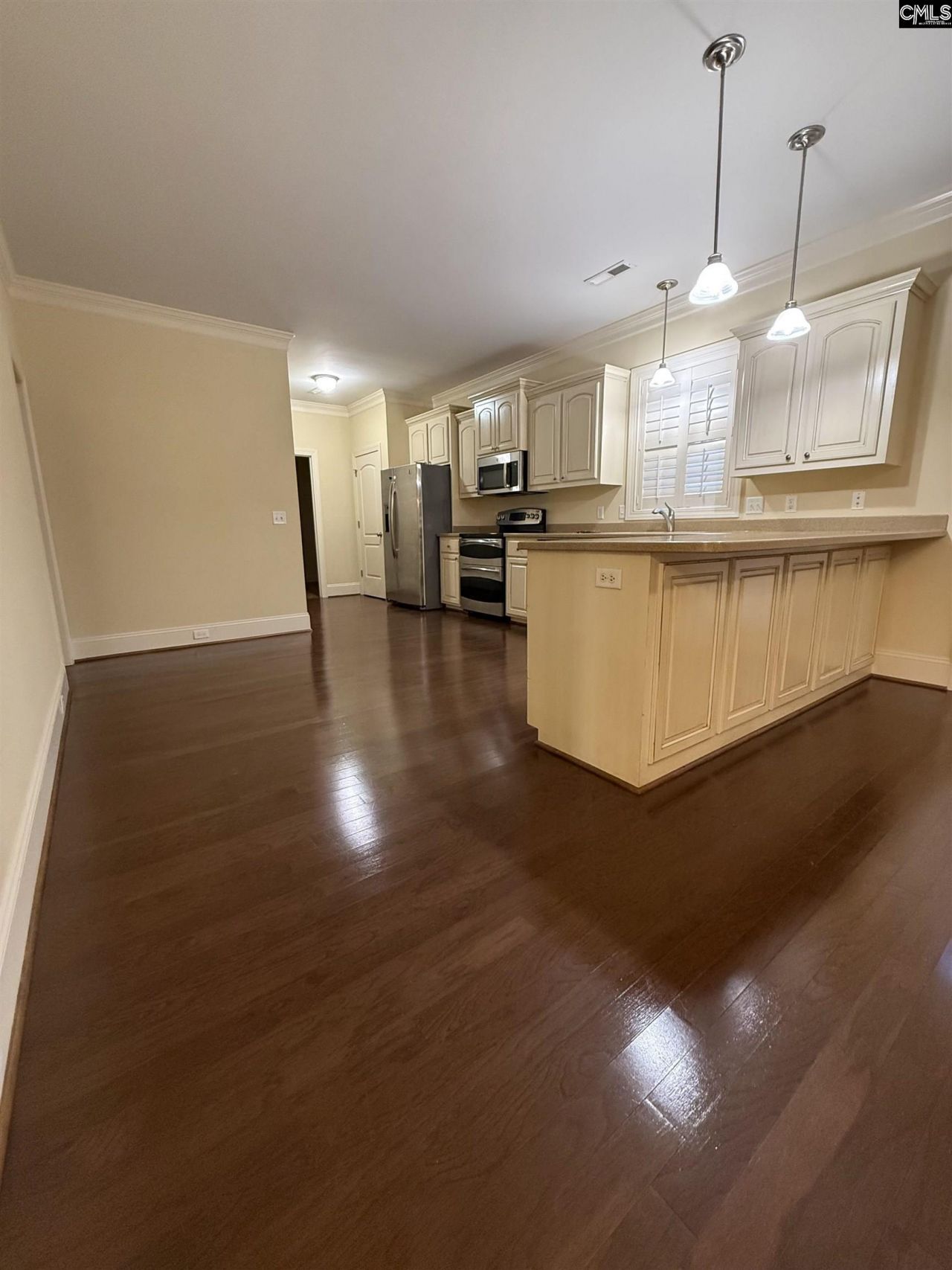 180 Shoal Court Photo 9