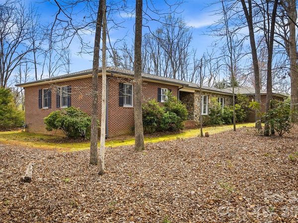 203 Heritage Lane , Morganton, NC 28655