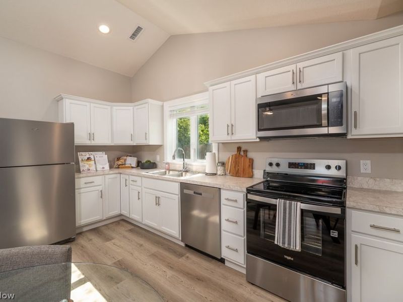 347 Ray Avenue NE, New Philadelphia, OH 44663 Photo 15