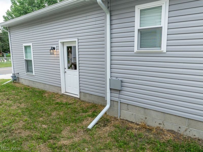 347 Ray Avenue NE, New Philadelphia, OH 44663 Photo 6